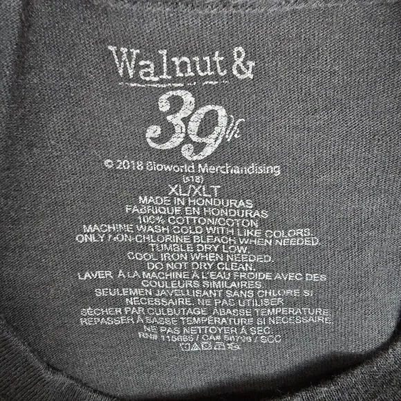 Walnut & 39th All These Flavors and You Choose To Be Salty Mens Shirt XL Funny - Picture 6 of 8